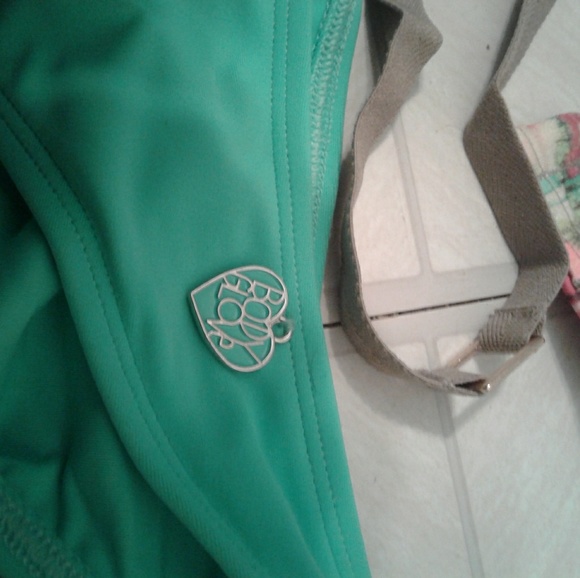 Swimsuit - Picture 4 of 4